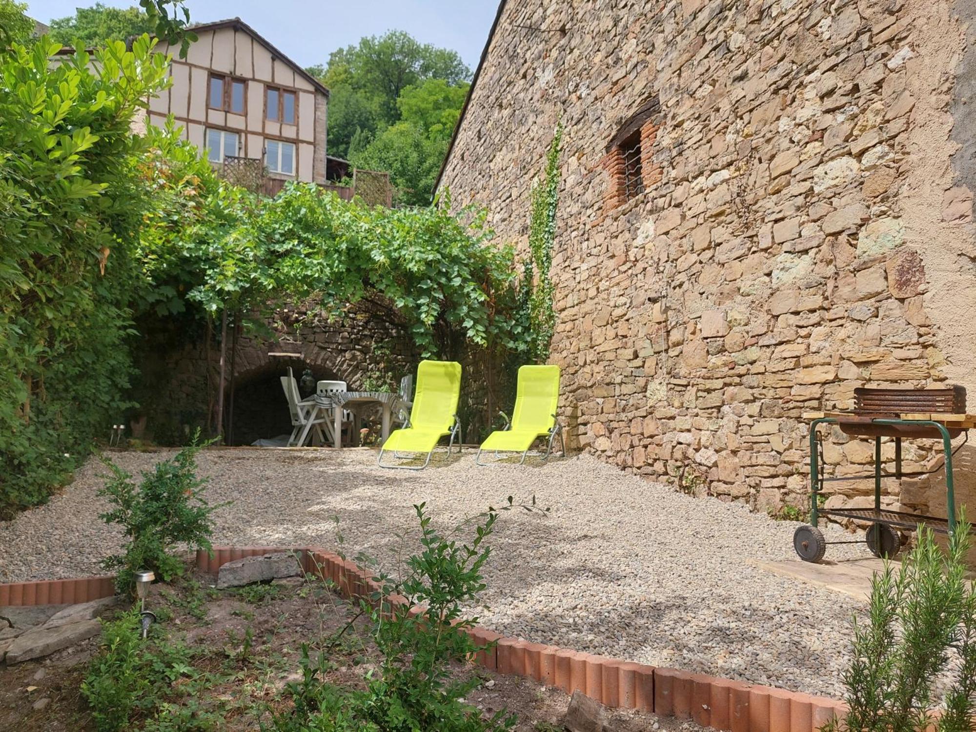Maison Atypique A Cordes-Sur-Ciel 2 Chambres Szoba fotó